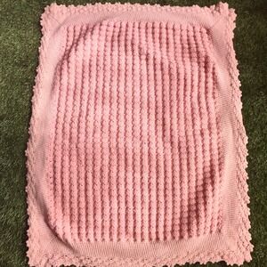 Vintage Knit Baby Blanket Throw Afghan Scalloped Edges Handmade Pink Acrylic